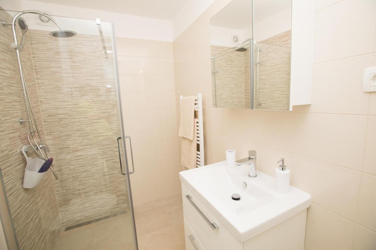 Apartman Roza Podstrana Exteriér fotografie