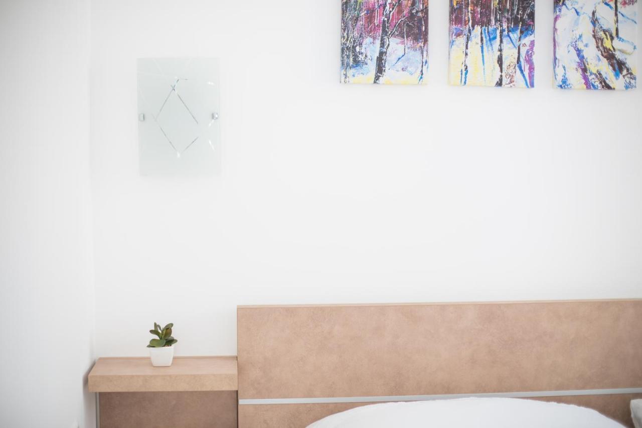 Apartman Roza Podstrana Exteriér fotografie
